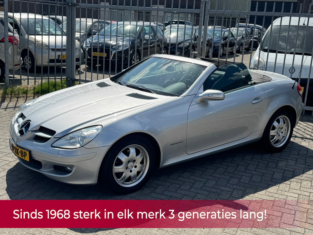 Mercedes-Benz SLK-klasse - 200 K. AUTOMAAT! Leer l Navi l Cruise l Airco l Stoelverwarming l Dealer OH l TOPSTAAT! - AutoWereld.nl