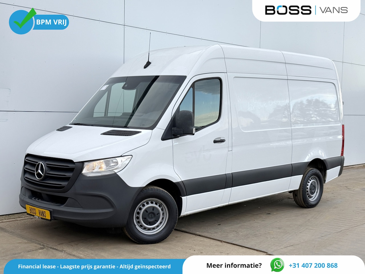 Mercedes-Benz Sprinter - 317 1.9 CDI L2H2 Climate Control Cruise Control Camera ESP Lane Assist Trekhaak - AutoWereld.nl