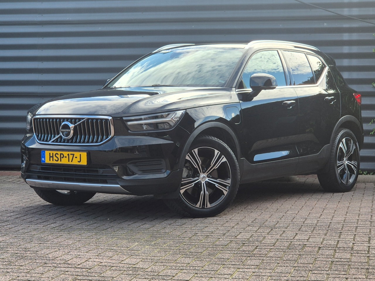 Volvo XC40 - 1.5 T4 Recharge Inscription | Trekhaak | 360 Camera | Leer | PHEV | - AutoWereld.nl