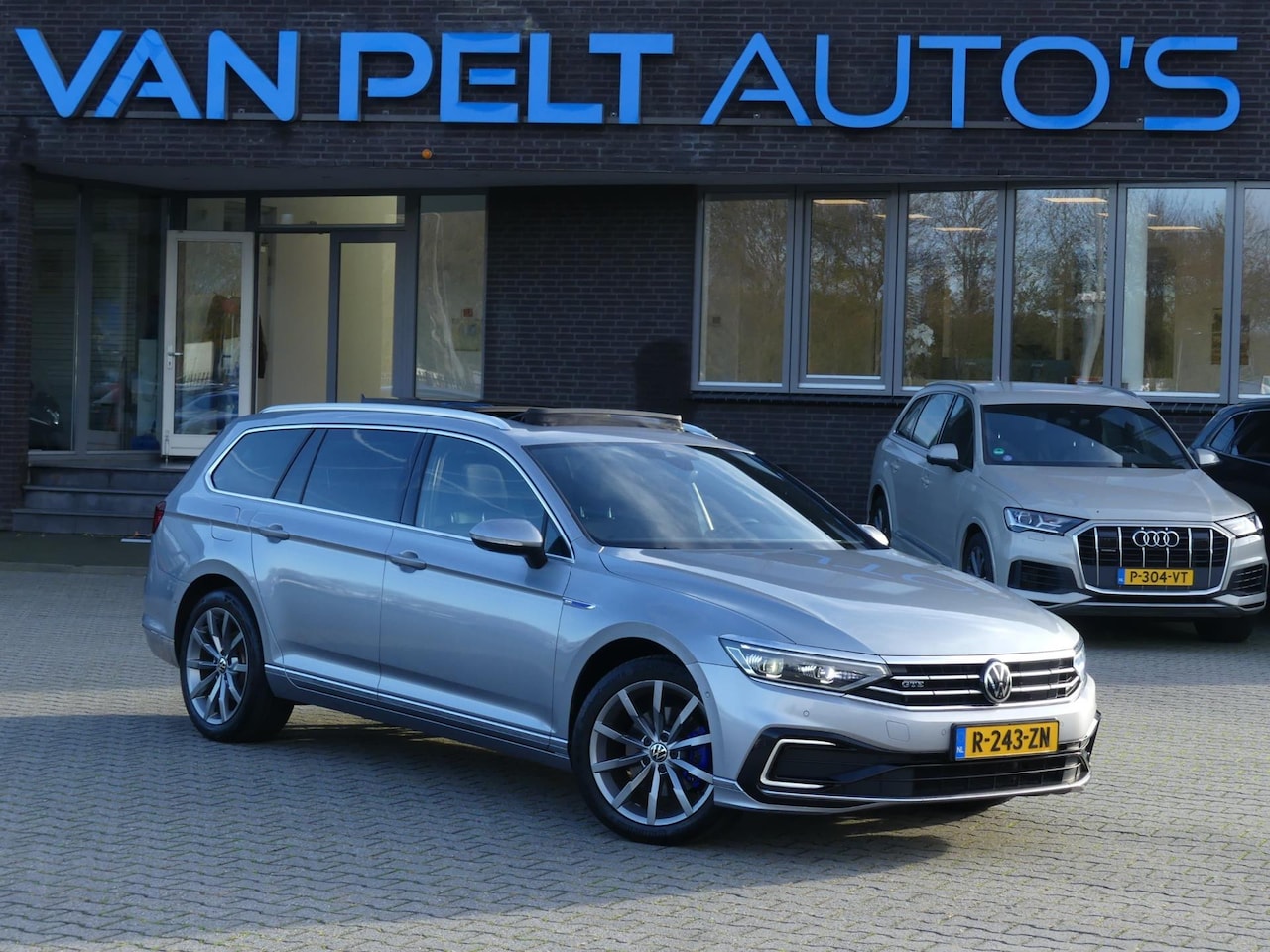 Volkswagen Passat Variant - 1.4 TSI PHEV GTE Business / PANO / LEER / VIRTUAL - AutoWereld.nl
