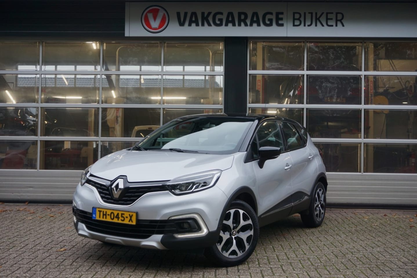 Renault Captur - 0.9 TCe Intens Camera/Navi/Trekhaak! - AutoWereld.nl