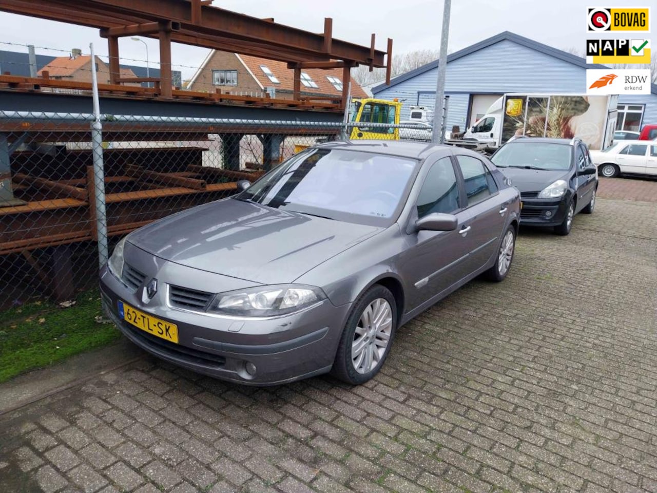 Renault Laguna - 2.0-16V Tech Line 2.0-16V Tech Line - AutoWereld.nl