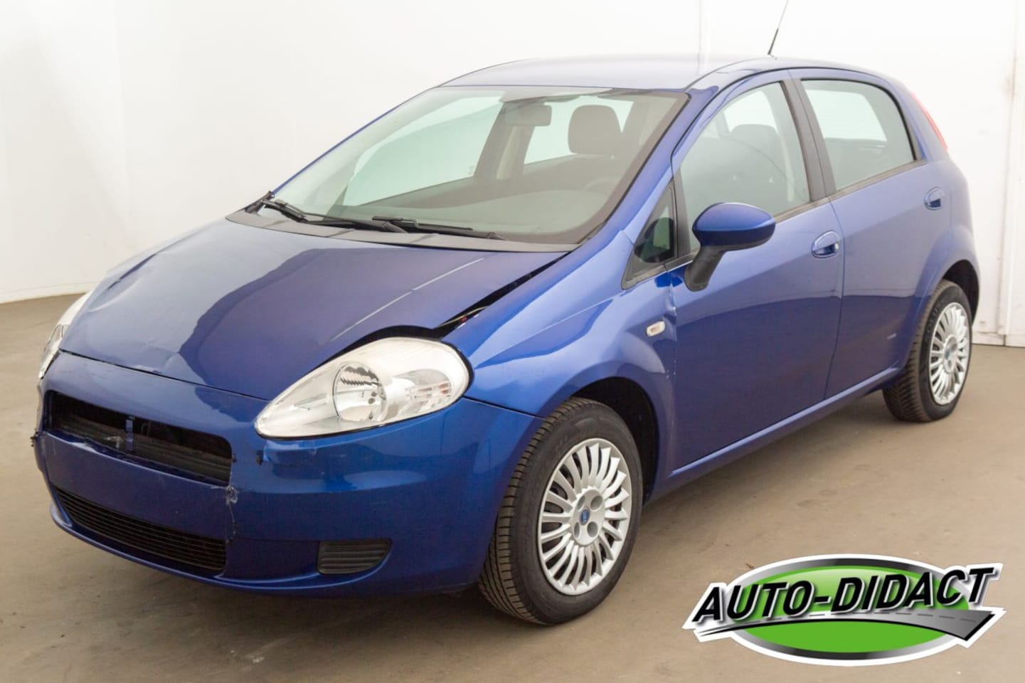 Fiat Grande Punto - 1.4 Airco Active - AutoWereld.nl