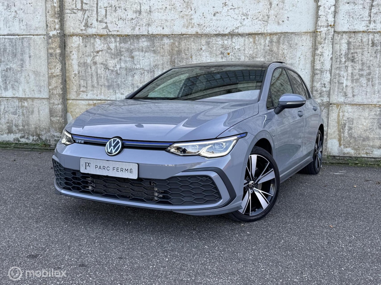 Volkswagen Golf - 1.4 GTE Plug in/CAM/Pano/Headup/IQ/Keyless! - AutoWereld.nl
