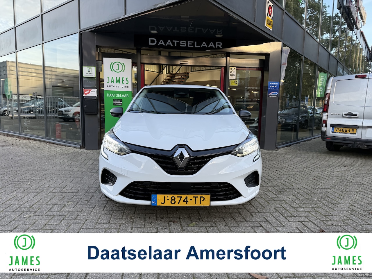 Renault Clio - 1.0 TCe Life | Airco | Cruise control | Bluetooth | LED lampen - AutoWereld.nl