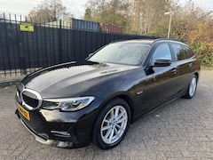 BMW 3-serie Touring - 320e Business Edition Plus Sportleer/CarPlay/Laser