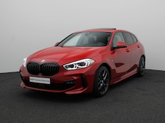 BMW 1-serie - 5-deurs 120i Innovation Pack | Comfort Pack | Travel Pack | Stuurwielrand Verwarmd | Panor