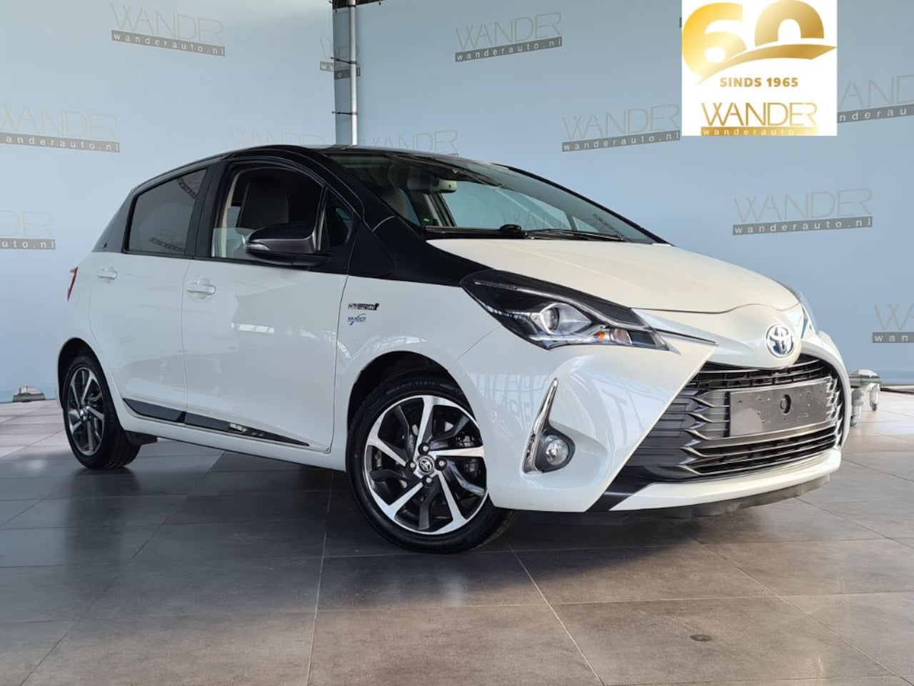 Toyota Yaris - 1.5 Hybrid Y20 /Dual-zone airconditioning/Camera/Apple Carplay/Android Auto - AutoWereld.nl