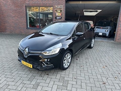 Renault Clio - 1.2 TCe Intens/Automaat/ All season banden