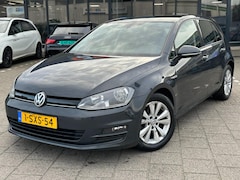 Volkswagen Golf - 1.6 TDI Highline BlueMotion