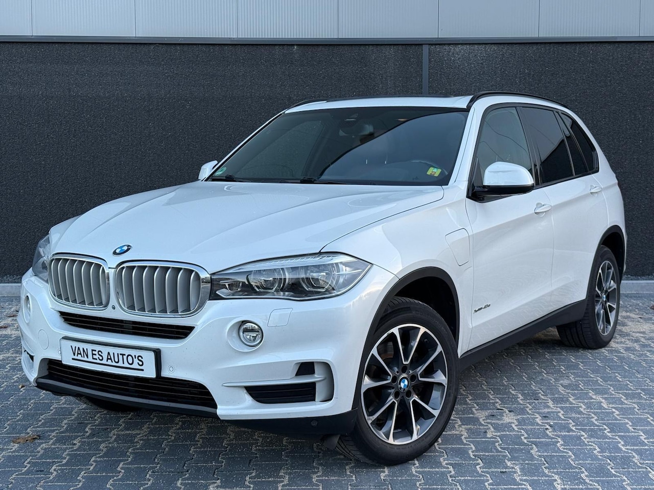 BMW X5 - XDrive40e 1e Eig. PANO|360|HUD|SOFTCLOSE|NAP - AutoWereld.nl