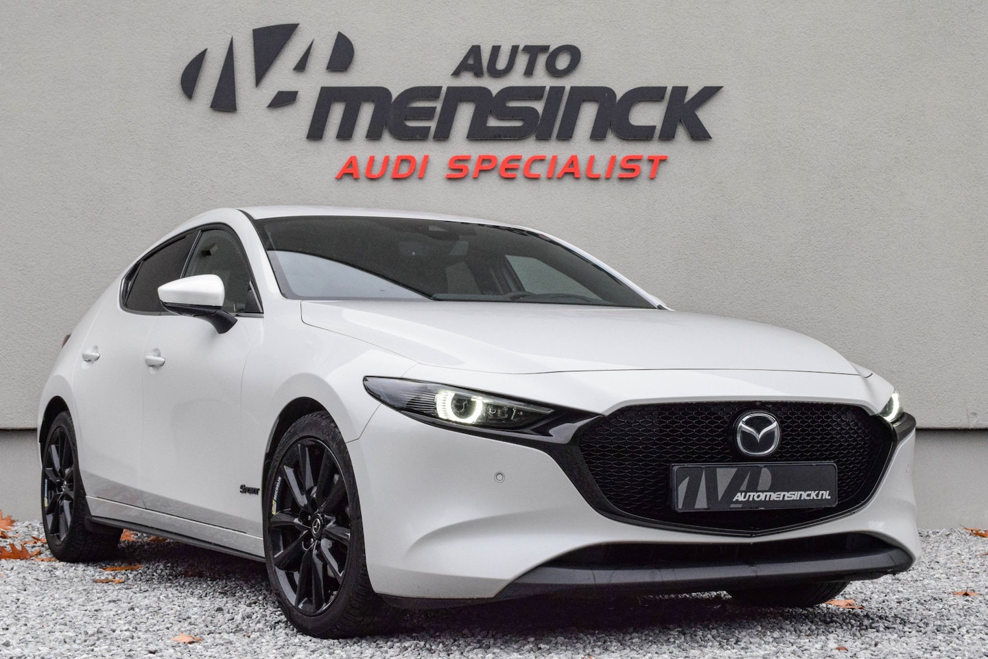 Mazda 3 - 2.0 e-SkyActiv-X M Hybrid 180 Luxury - AutoWereld.nl