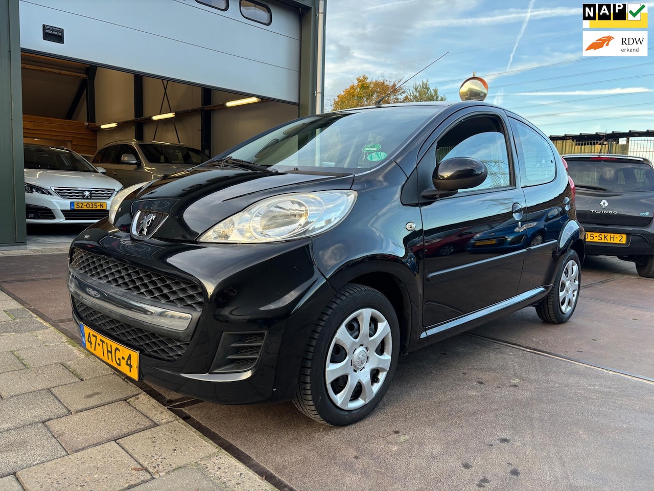Peugeot 107 - 1.0-12V XS 5D Airco - AutoWereld.nl