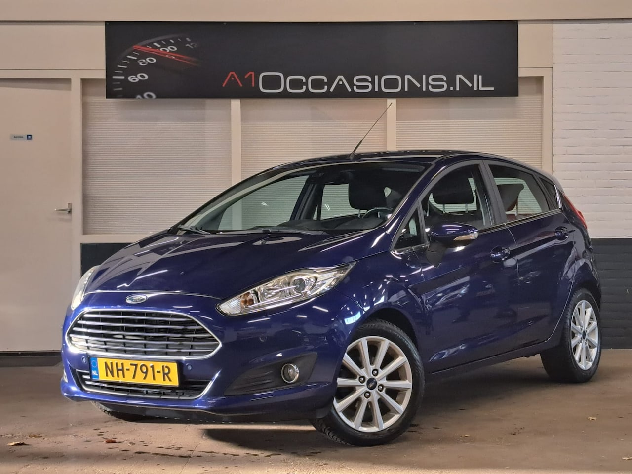 Ford Fiesta - 1.0 EcoBoost Titanium + NAVI - AutoWereld.nl