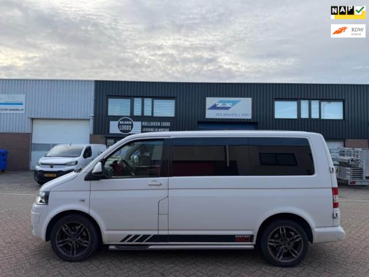 Volkswagen Transporter - 2.0 TDI L1H1 DC Comfortline NIEUWE MOTOR!! - AutoWereld.nl