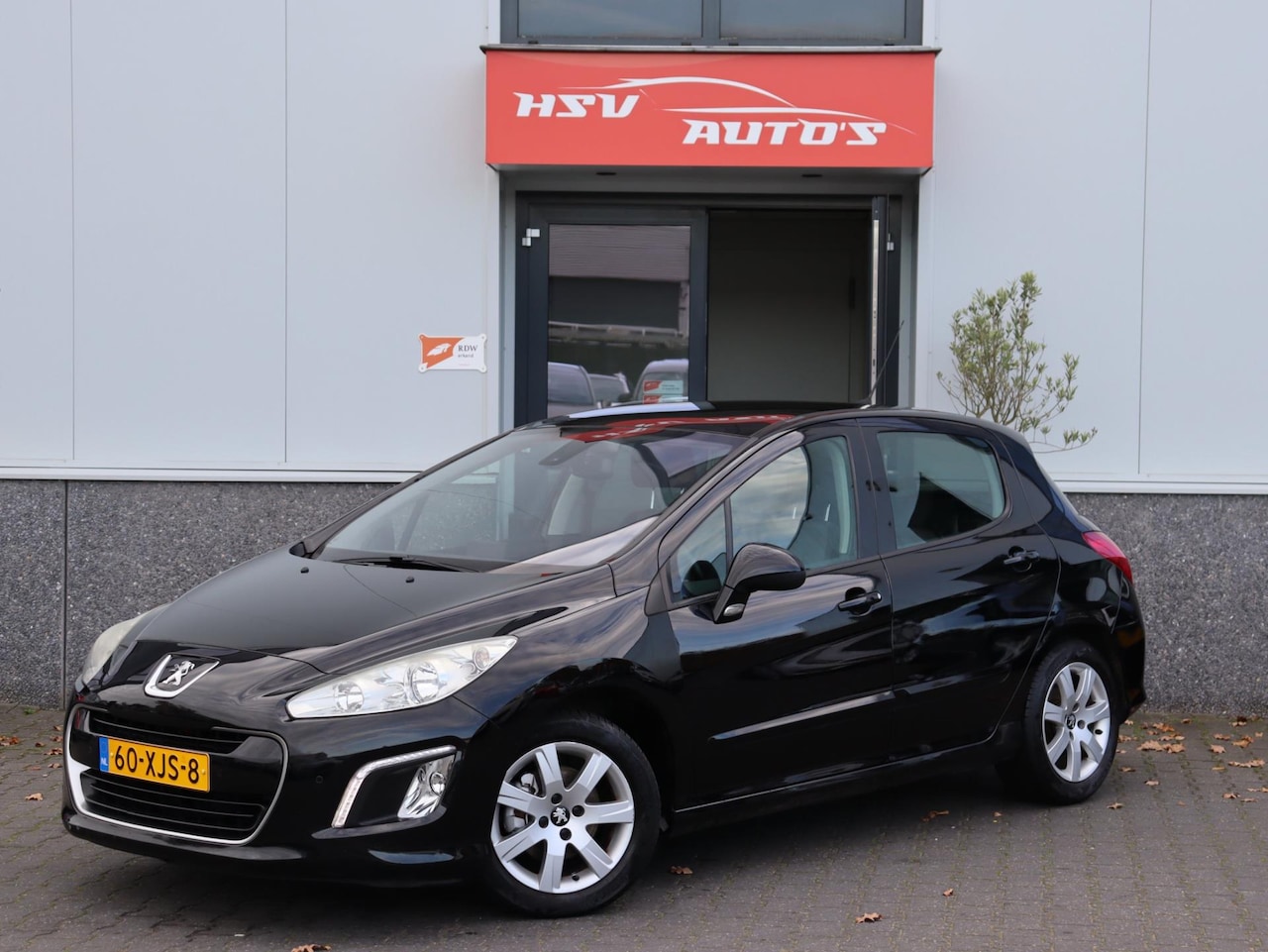 Peugeot 308 - 1.6 VTi Première navi LM 4-deurs org NL - AutoWereld.nl