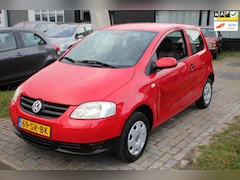 Volkswagen Fox - 1.4 Trendline Dealer onderhouden Parkeersensoren Elec pakket Audio af fabriek NAP APK