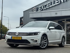 Volkswagen Passat Variant - 1.4 TSI GTE Highline|Pano|Navi