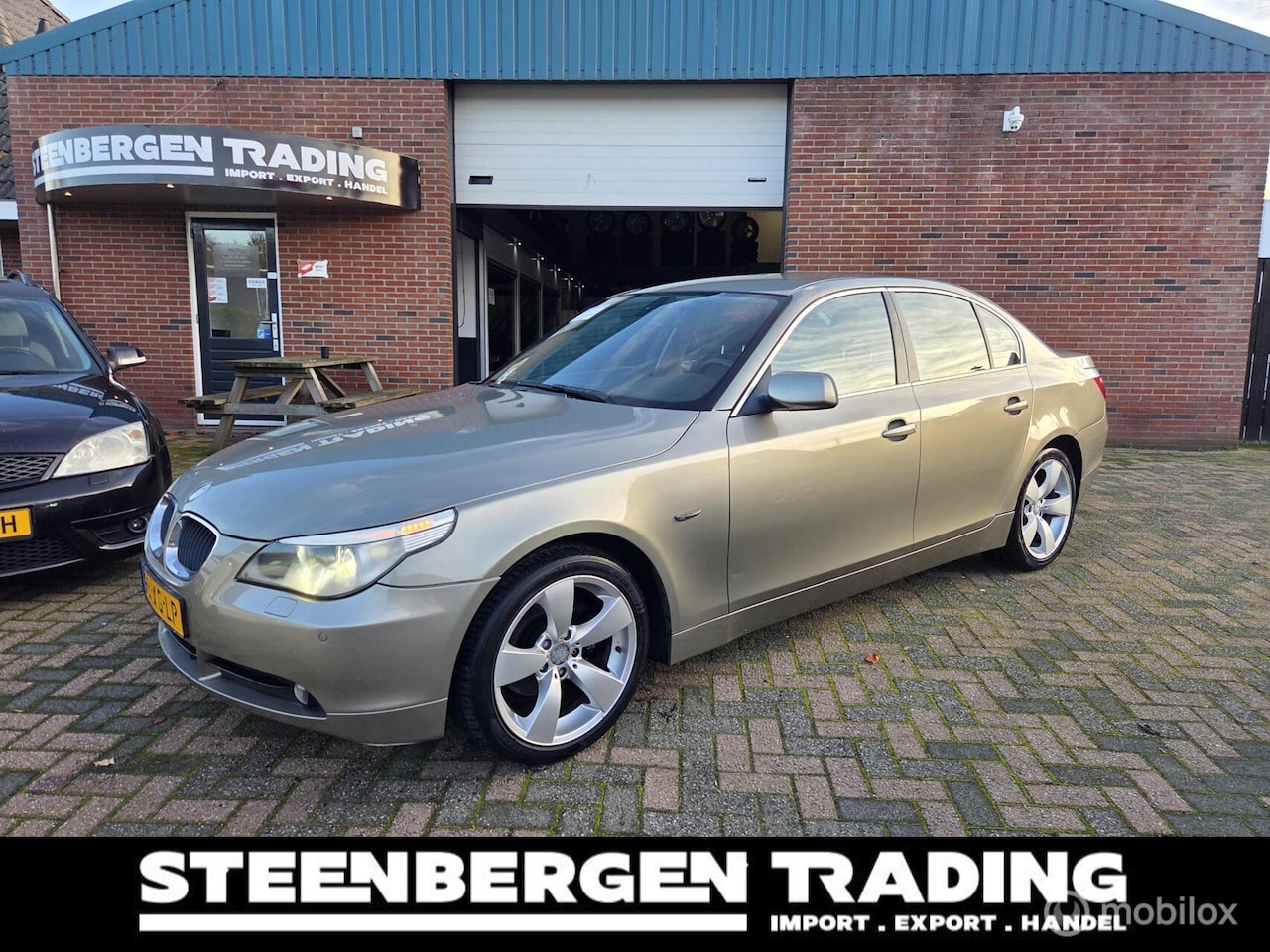BMW 5-serie - 520i 6Bak 2003 NIEUWE APK/SCHERPE PRIJS - AutoWereld.nl