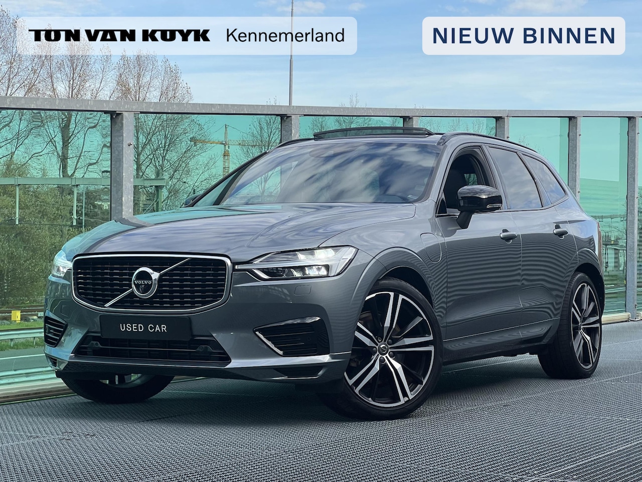 Volvo XC60 - 2.0 Recharge T8 AWD R-Design PHEV, Automaat, Luchtvering, Panoramadak, 21 inch wielen, Led - AutoWereld.nl