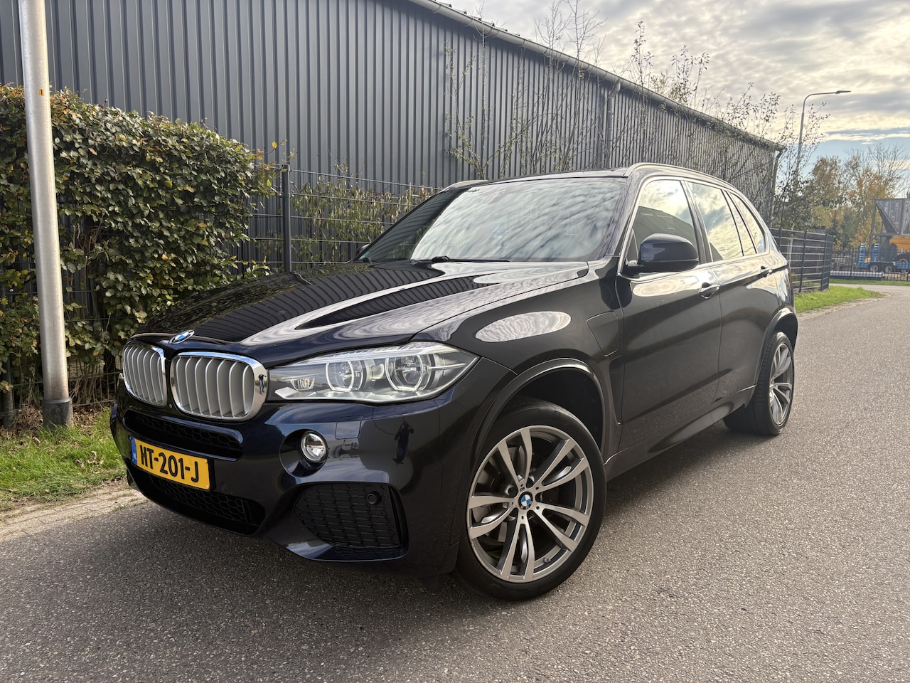 BMW X5 - xDrive40e High Executive / AUTOMAAT / PANORAMADAK / M-PAKKET / NAVI / CRUISE - AutoWereld.nl
