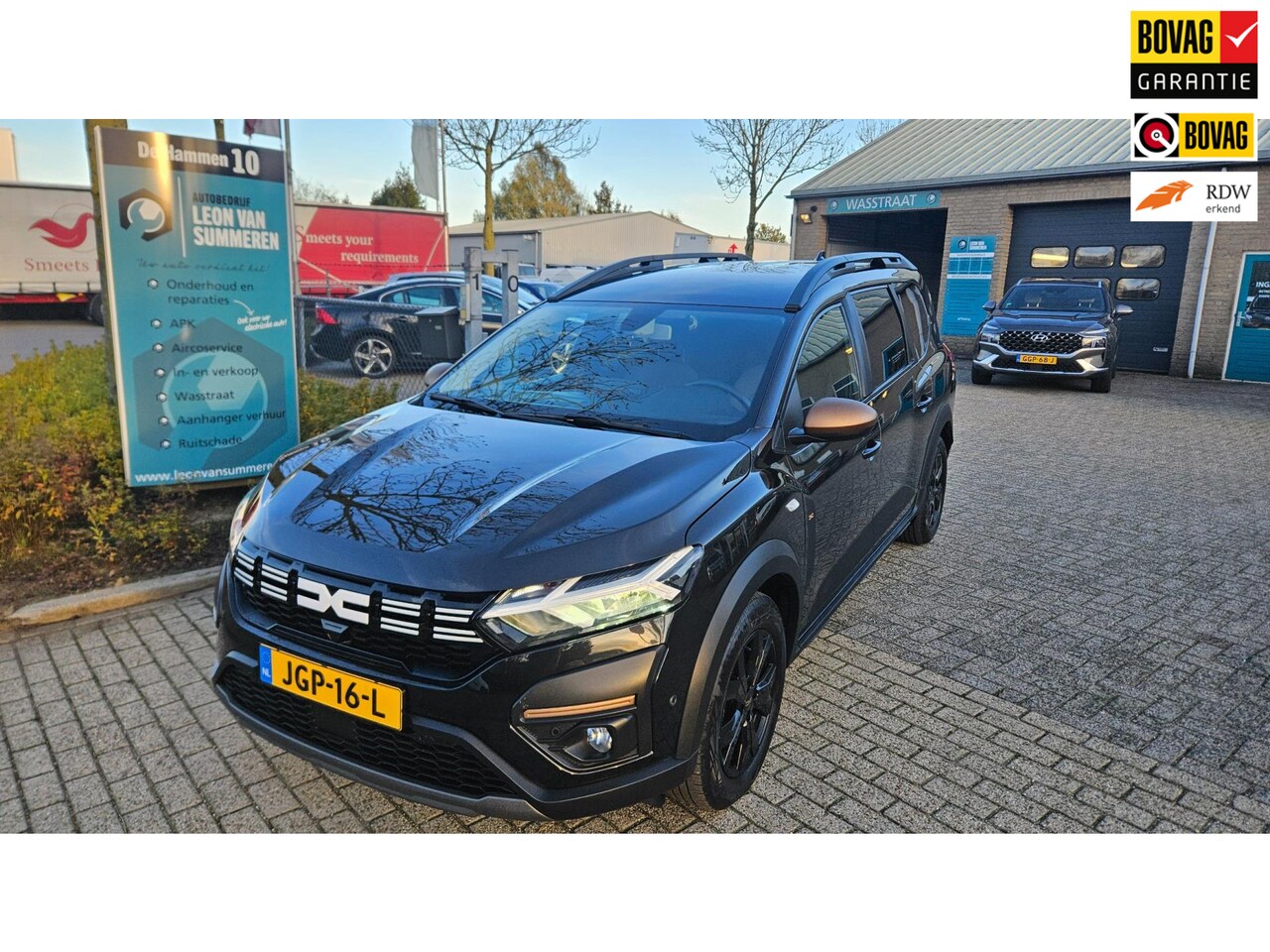 Dacia Jogger - 1.6 Hybrid 140 Extreme 5p. Automaat l Dodehoek detectie l keyless Entry l Camera l Stoelve - AutoWereld.nl