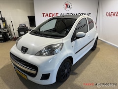 Peugeot 107 - 1.0-12V Urban Move Airco/Apk