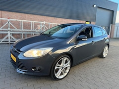 Ford Focus - 1.6 TI-VCT Trend