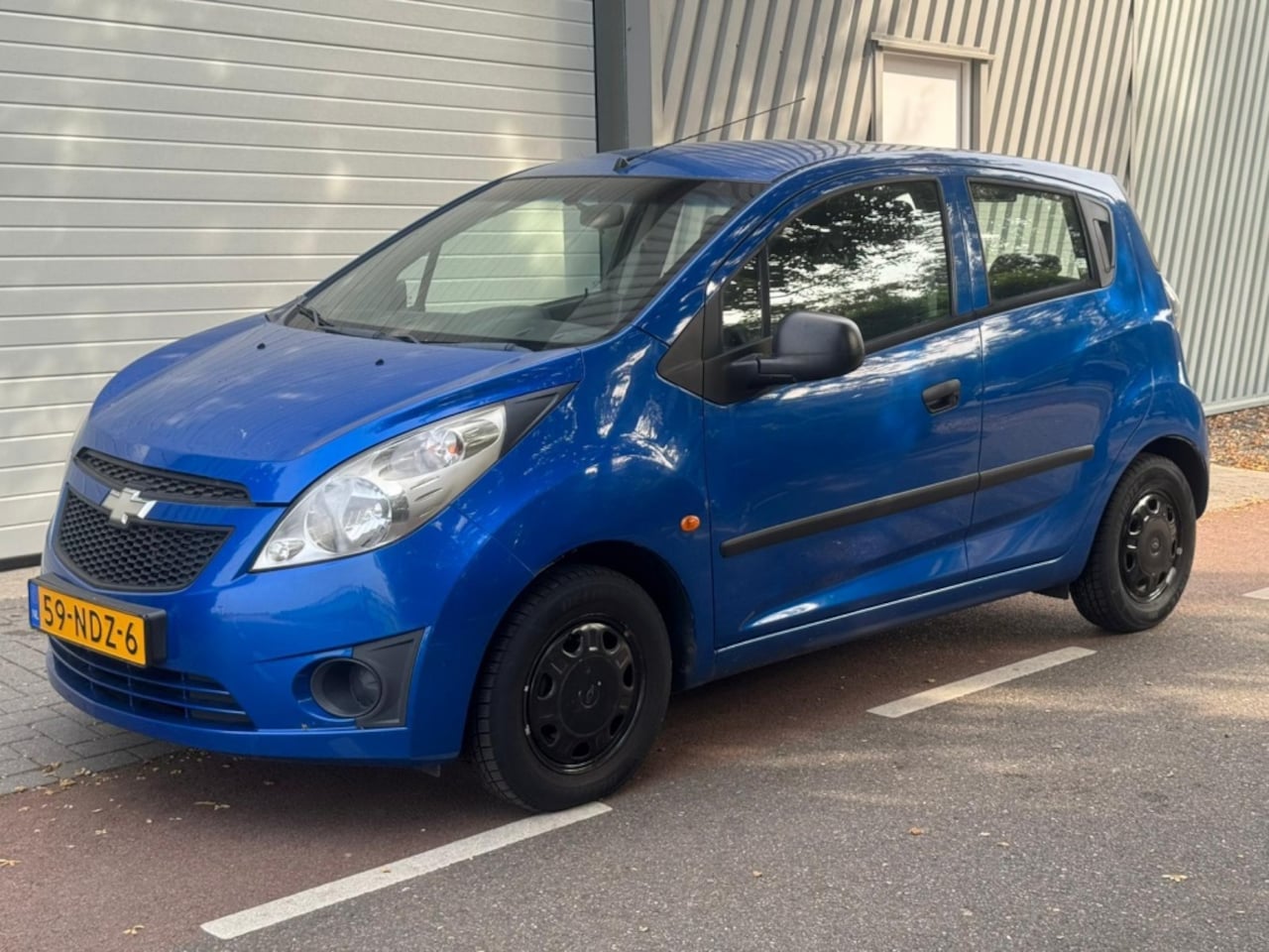 Chevrolet Spark - 1.0 LS - AutoWereld.nl