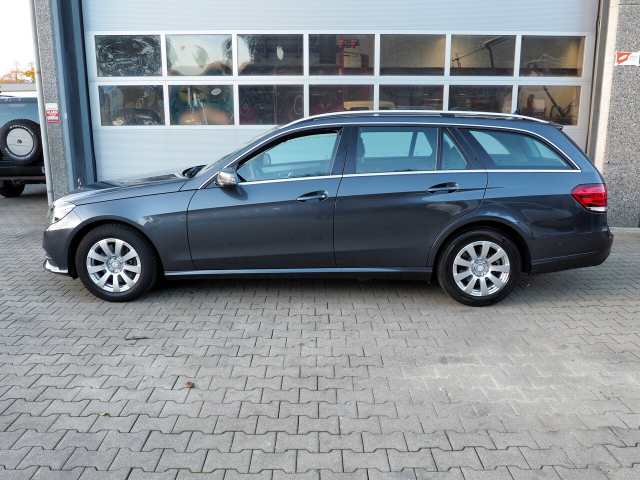 Mercedes-Benz E-klasse Estate - 250 Ambition CLIMA CRUISE NAVI PARKEER S.