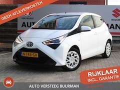 Toyota Aygo - 1.0 VVT-i x-play Achteruitrijcamera, Airco, Bluetooth, Elek. Ramen