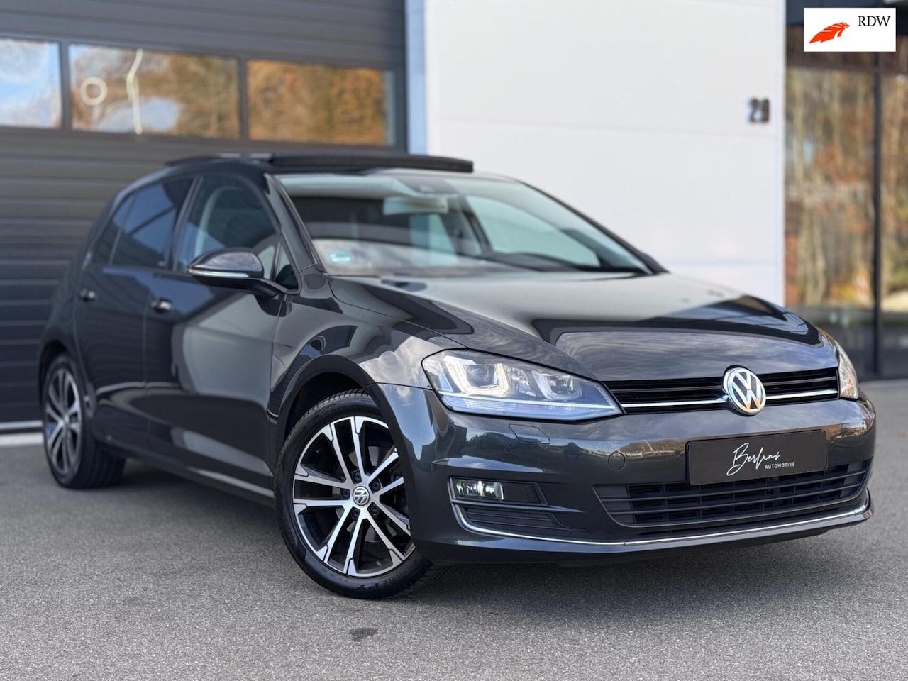 Volkswagen Golf - 1.4 TSI Highline Panodak | Automaat - AutoWereld.nl