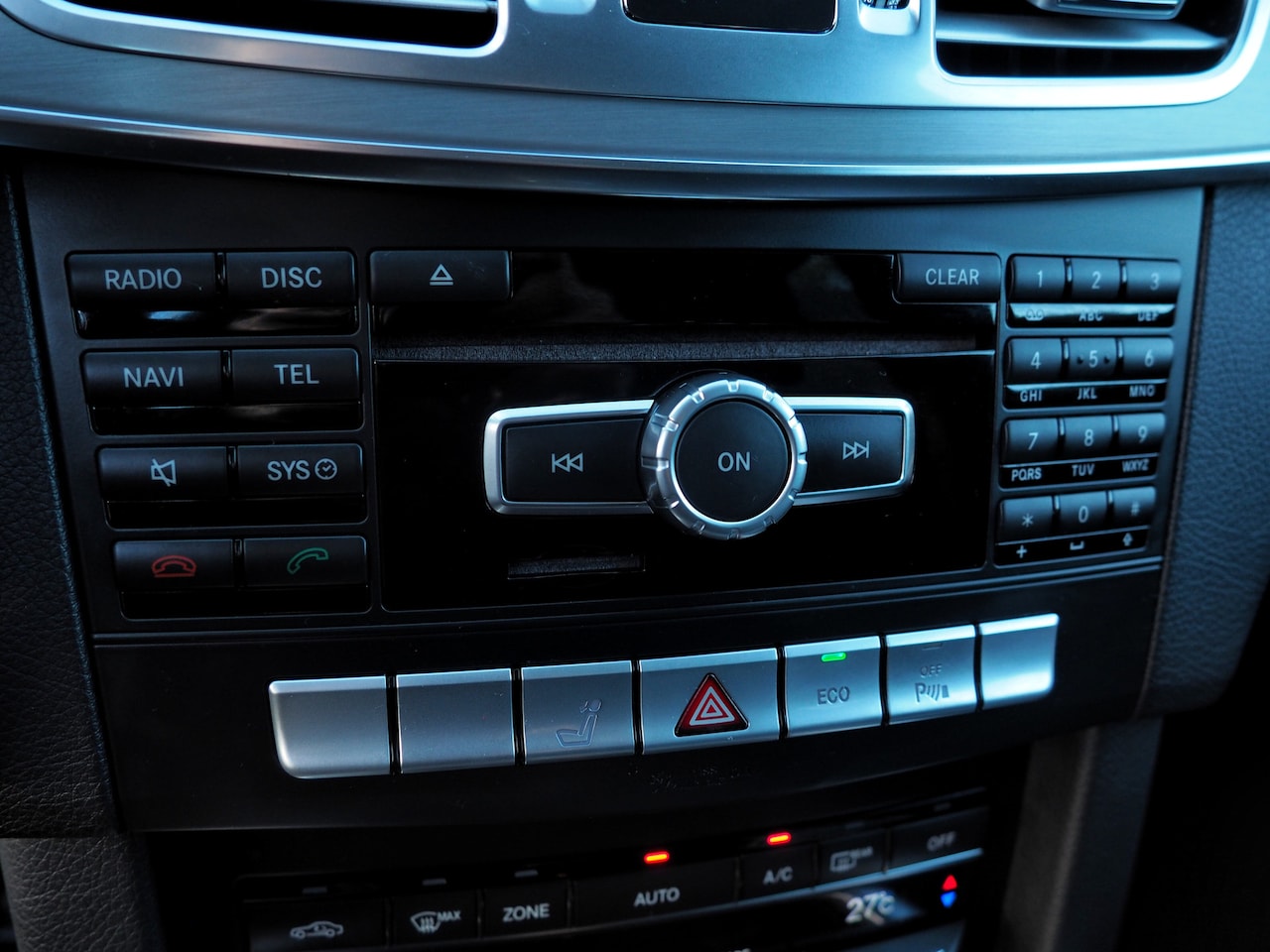 Mercedes-Benz E-klasse Estate - 250 Ambition CLIMA CRUISE NAVI PARKEER S.