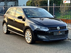 Volkswagen Polo - 1.4-16V Highline