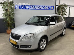 Skoda Fabia - 1.6-16V Ambiente 1e eigenaar lichte voorschade APK tot 05-11-2026