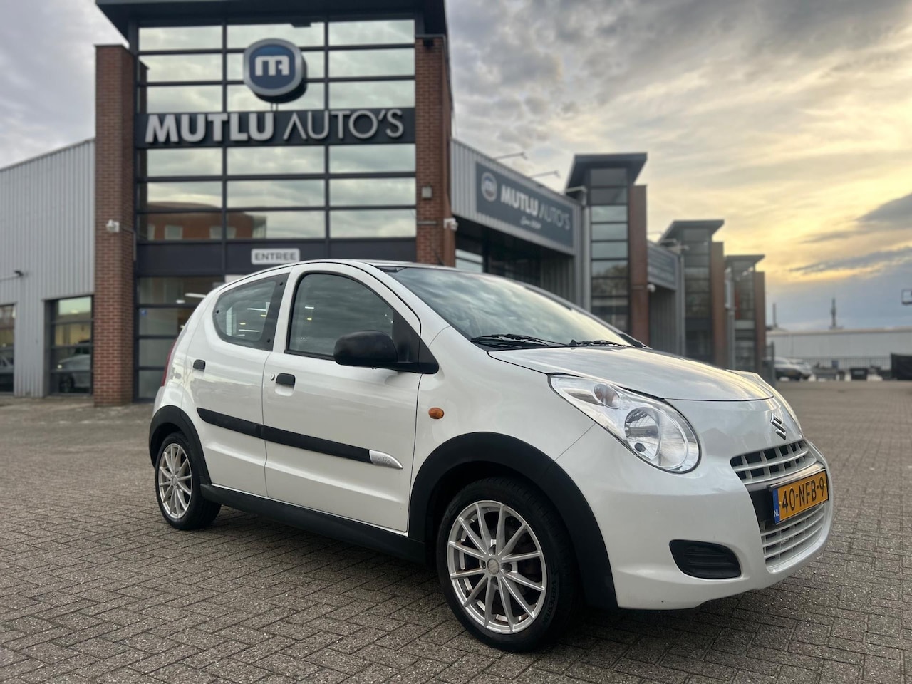 Suzuki Alto - 1.0 Comfort Plus 5deurs Airco NAP APK - AutoWereld.nl