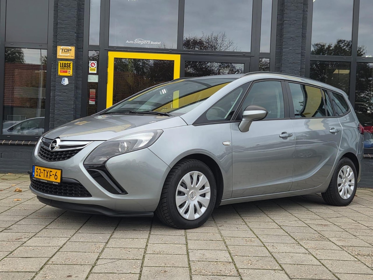 Opel Zafira Tourer - 1.4 Business Edition Trekhaak | Navi | Park sens. | Tel | Cruise Control - AutoWereld.nl