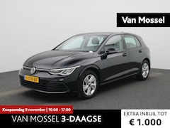 Volkswagen Golf - 1.0 TSI Life 110 PK | Airco | Navigatie | Apple Carplay | Parkeersensoren vóór en achter |