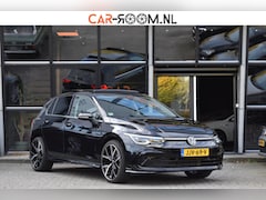 Volkswagen Golf - 1.5 TSI R-Line Pano Sfeer Lane Elekstoel. Massage