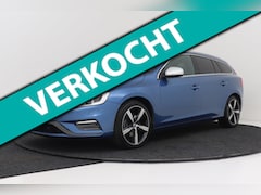 Volvo V60 - 2.0 T4 Business Sport | R-Design | Trekhaak | Panoramadak | Recent Ond. | Org NL | Camera