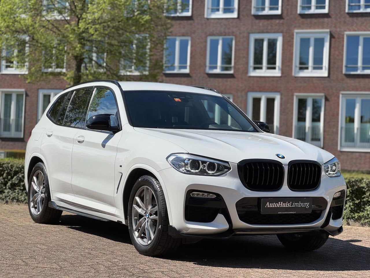 BMW X3 - XDrive20i High Executive|M-Pakket|Alpinwit|Nieuwstaat! - AutoWereld.nl