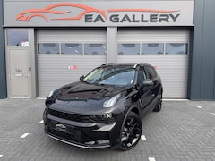 Lynk & Co 01 - 1.5 Bomvol Black Edition 261PK 360°Camera