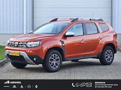 Dacia Duster - 1.0 TCe Prestige / Trekhaak / Achteruitrijcamera / Stoelverwarming / Navigatie / Apple Car