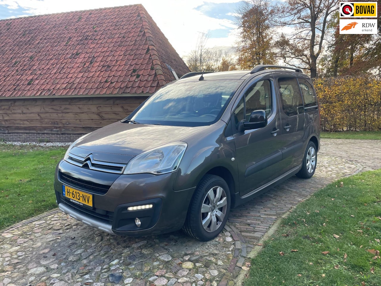 Citroën Berlingo - 1.2 PureTech XTR-CLIMA-PDC-TREKHAAK-NW RIEM- - AutoWereld.nl