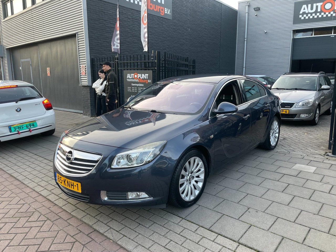 Opel Insignia - 1.8 Cosmo 3e Eigenaar! Airco Navi PDC NAP APK - AutoWereld.nl