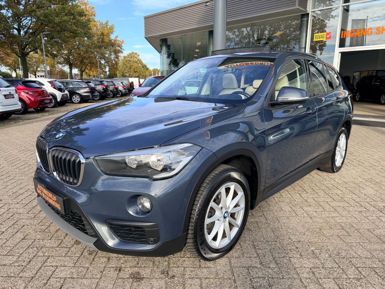 BMW X1 - xDrive20i High Executive XDrive20i High Executive, Automaat, trekhaak, Leer, Panodak, etc, - AutoWereld.nl