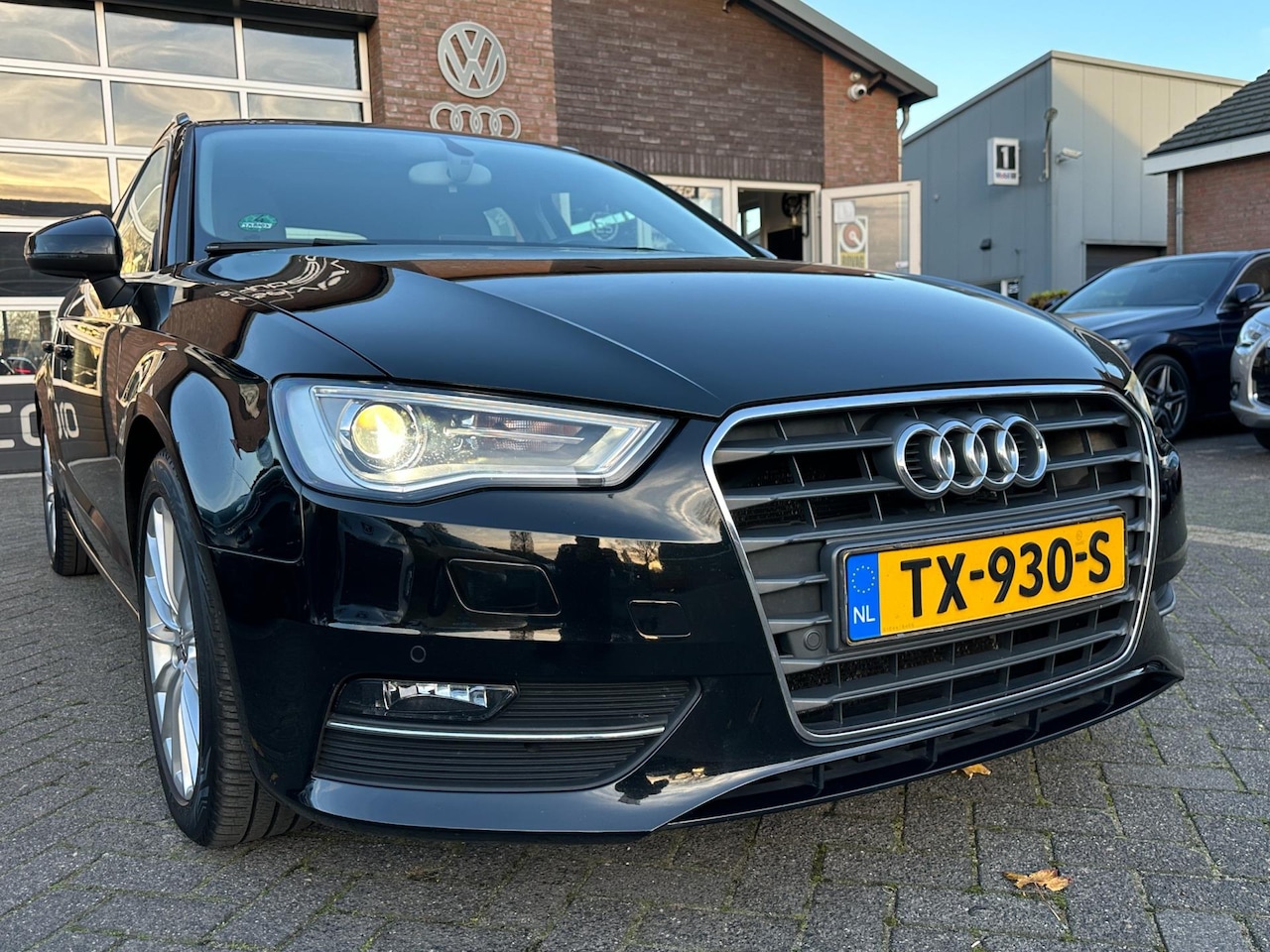 Audi A3 Sportback - 1.4 TFSI Ambition Pro Line S Automaat. Leder. Clima. Panodak. - AutoWereld.nl
