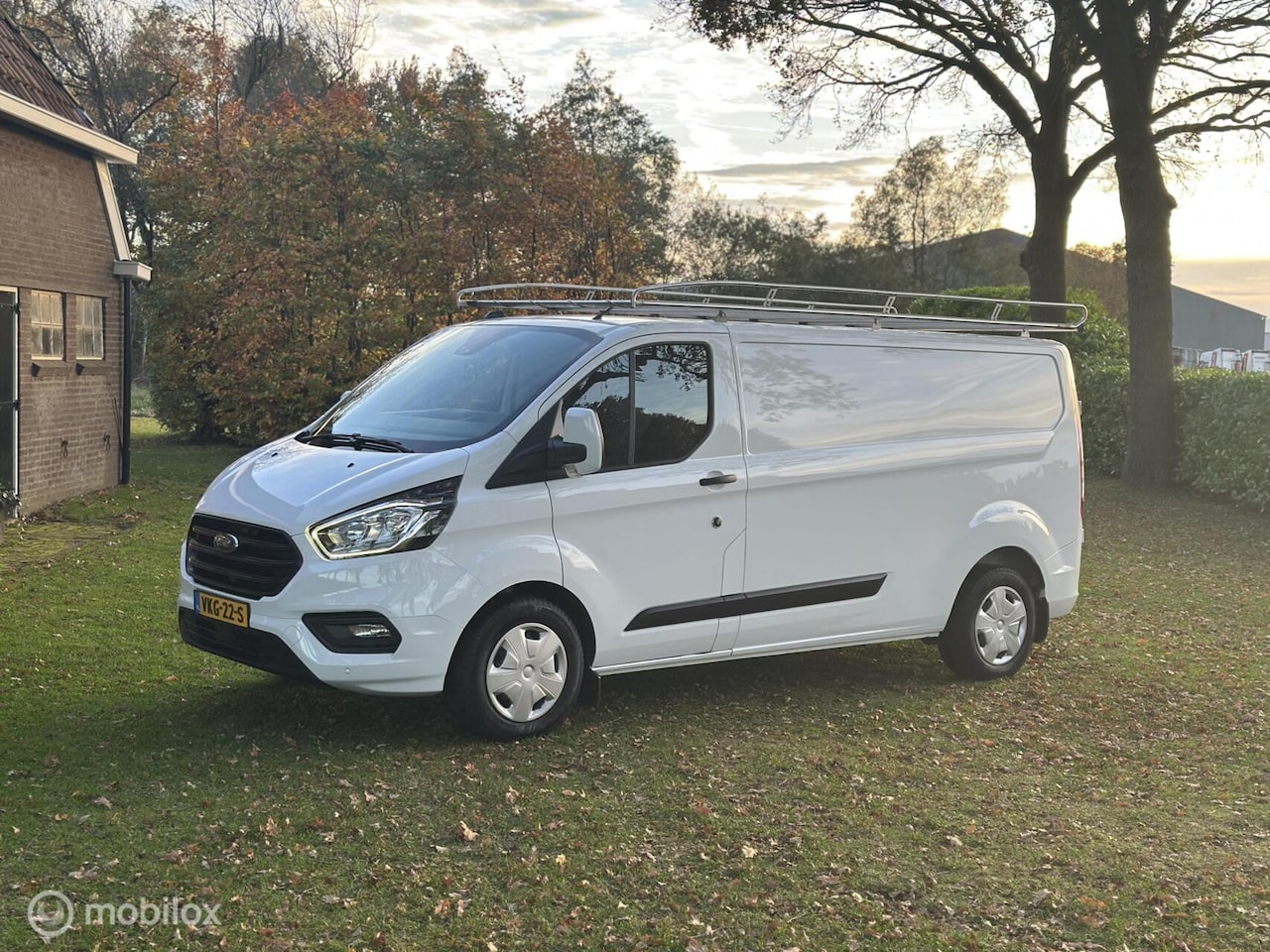 Ford Transit Custom - 320 2.0 TDCI L2H1 Trend AUTOMAAT 1e eig. - AutoWereld.nl
