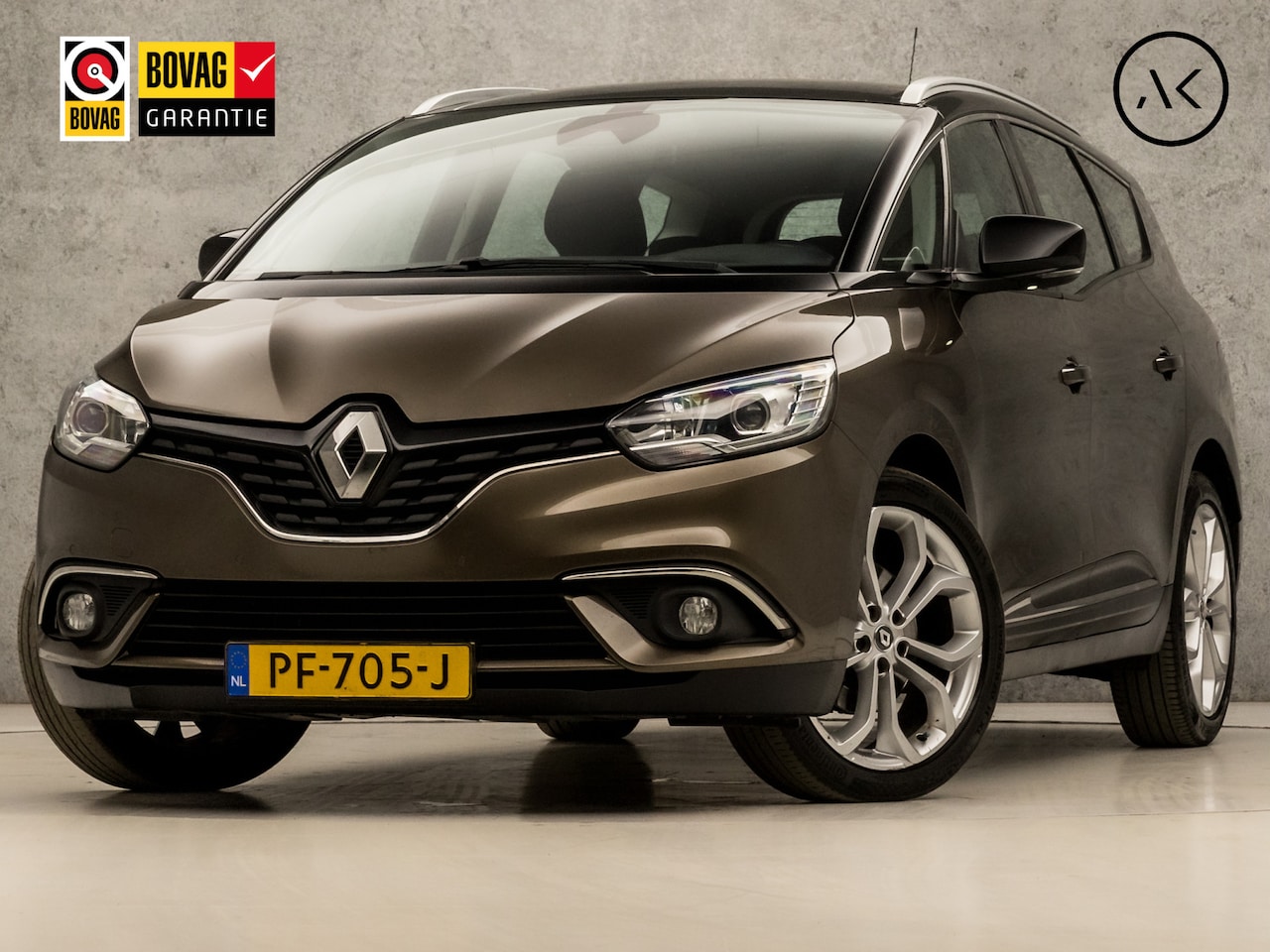 Renault Grand Scénic - 1.2 TCe Sport 7 Persoons (VIRTUAL COCKPIT, APPLE CARPLAY, NAVIGATIE, PARKEERSENSOREN, SPOR - AutoWereld.nl