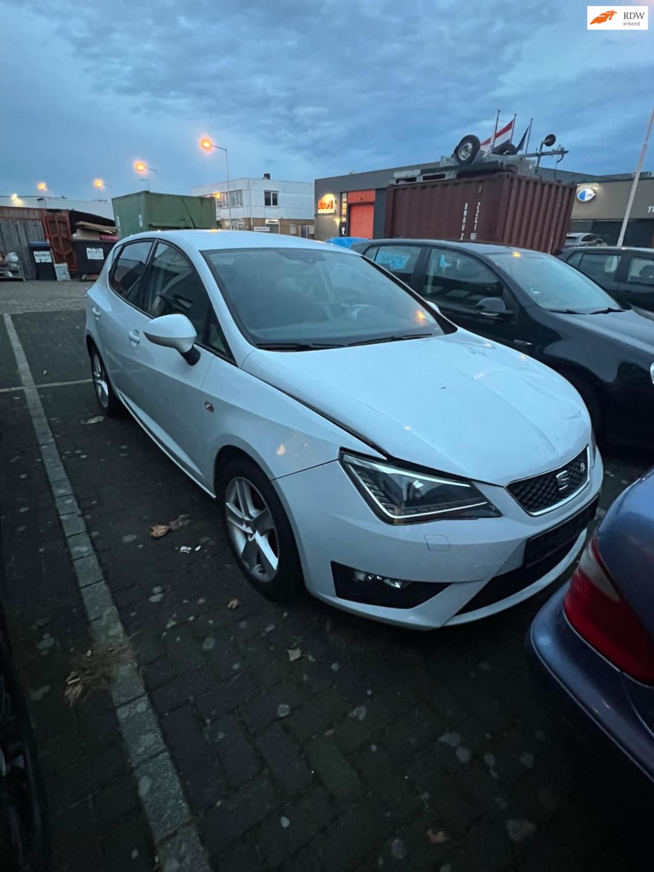 SEAT Ibiza - 1.2 TSI FR lichte rijbaar schade - AutoWereld.nl